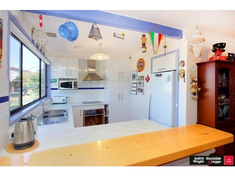 29 Hollywood Crescent, Smiths Beach VIC 3922