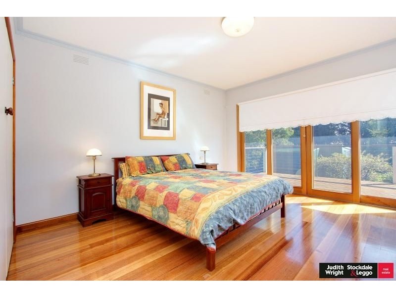 12 Talofa Avenue, Cowes VIC 3922