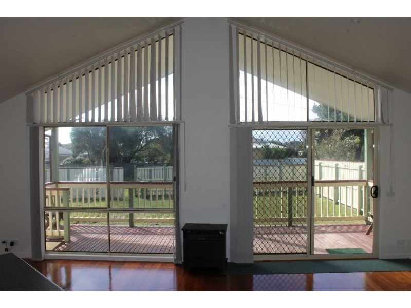 9 Pinedale Avenue, Cape Woolamai VIC 3925