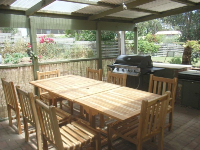 3 Lawrence Avenue, Cowes VIC 3922