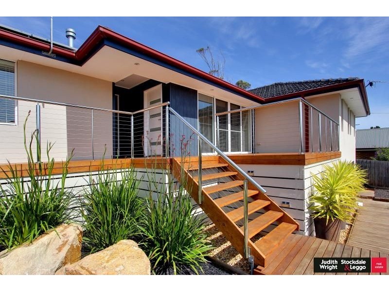 23 McRae Avenue, Cowes VIC 3922