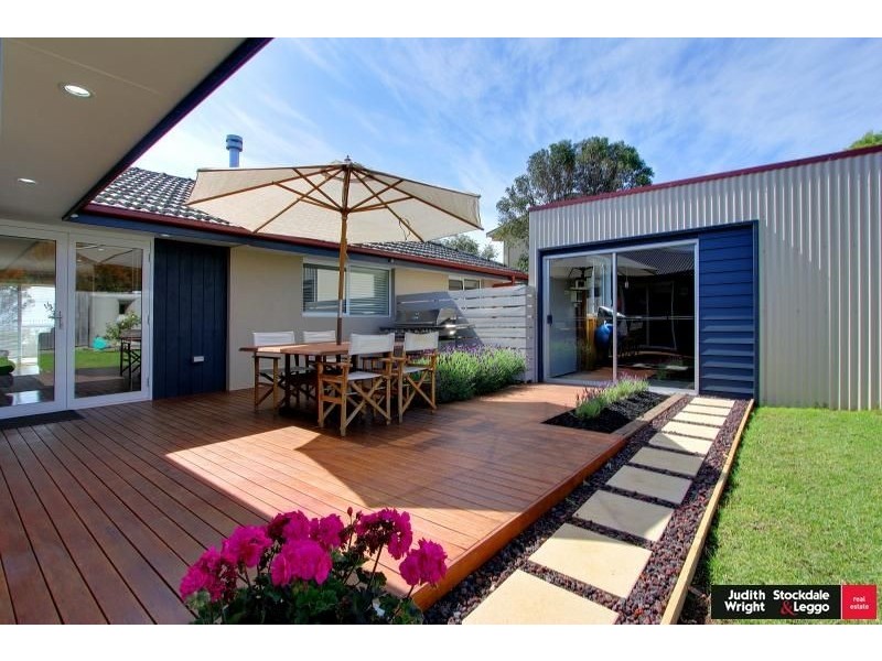 23 McRae Avenue, Cowes VIC 3922