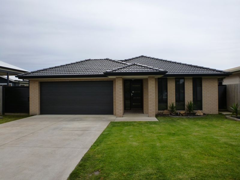 8 Ocean Reach, Cape Woolamai VIC 3925