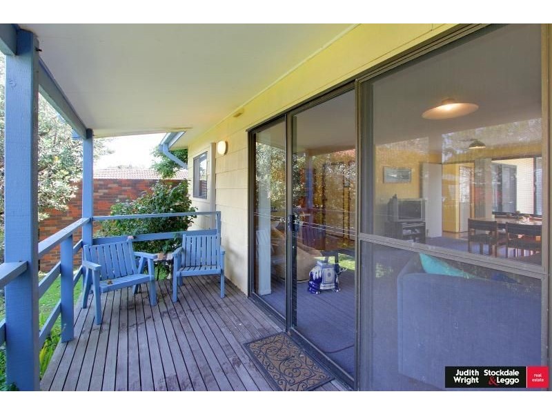 24 McRae Avenue, Cowes VIC 3922