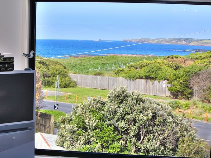 235 Smiths Beach Road, Smiths Beach VIC 3922