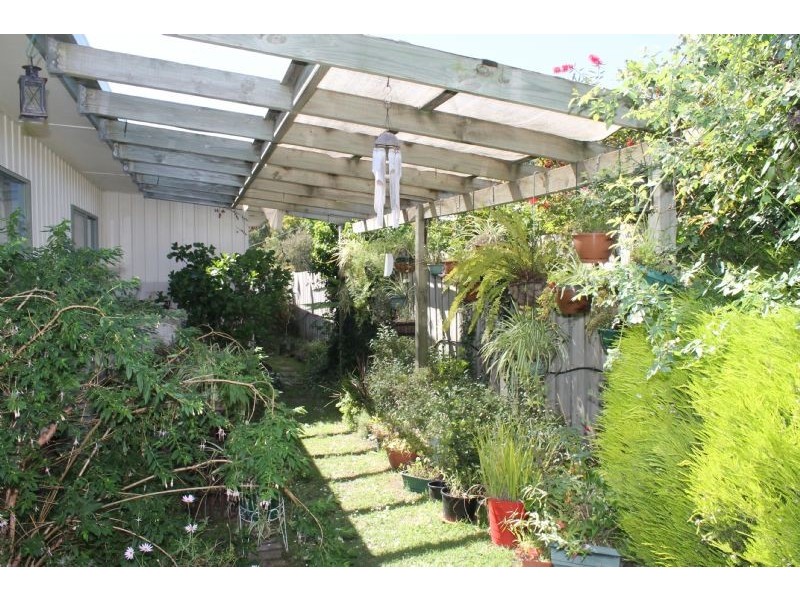 24 Birdwood Avenue, Cowes VIC 3922