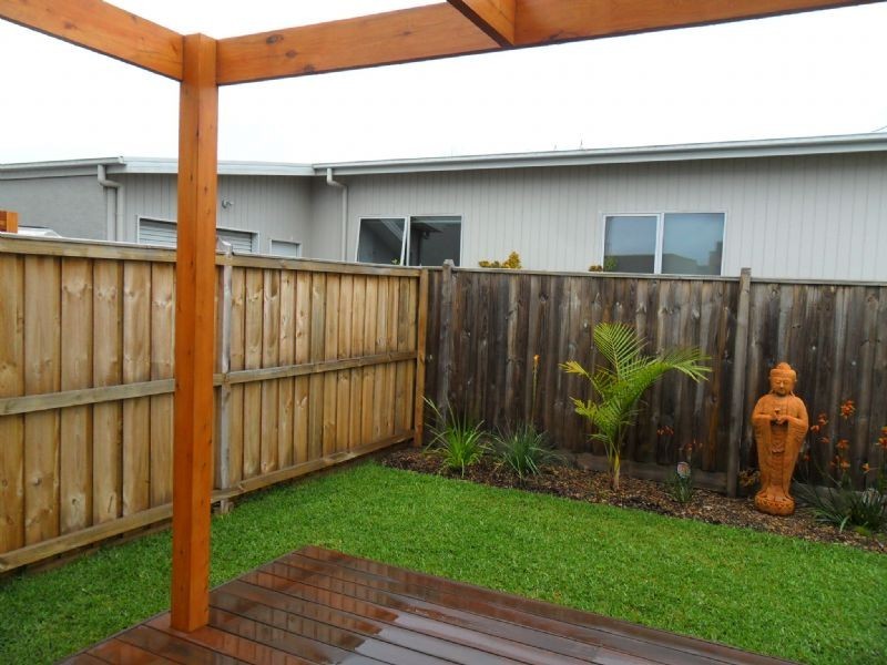 3 Pobblebonk Place, Cowes VIC 3922