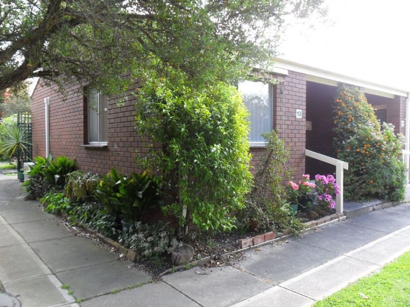 10/3 Lions Court, Cowes VIC 3922