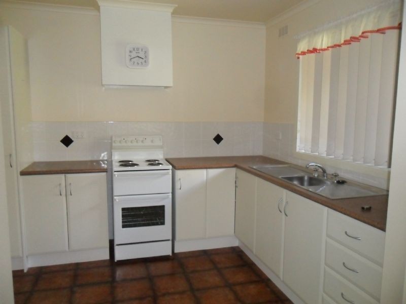 10/3 Lions Court, Cowes VIC 3922