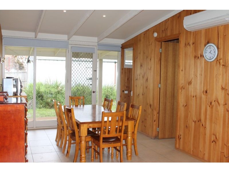 1 Carisbrooke Court, Cowes VIC 3922