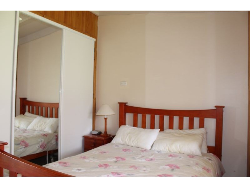 1 Carisbrooke Court, Cowes VIC 3922