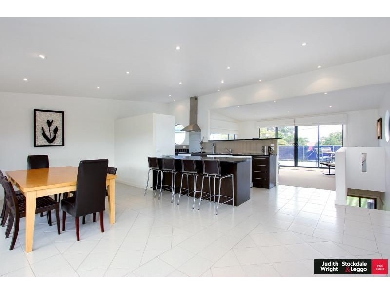 4 Gilmore Street, Smiths Beach VIC 3922