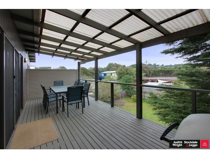 4 Gilmore Street, Smiths Beach VIC 3922