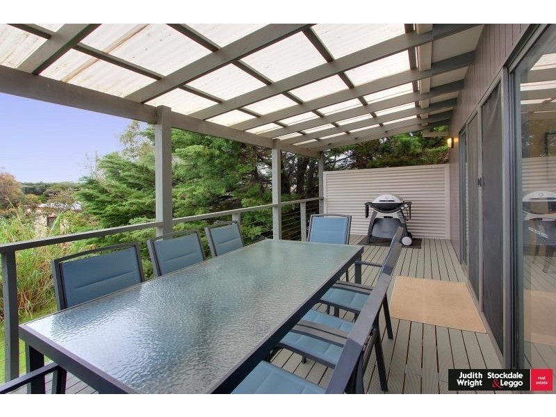 4 Gilmore Street, Smiths Beach VIC 3922