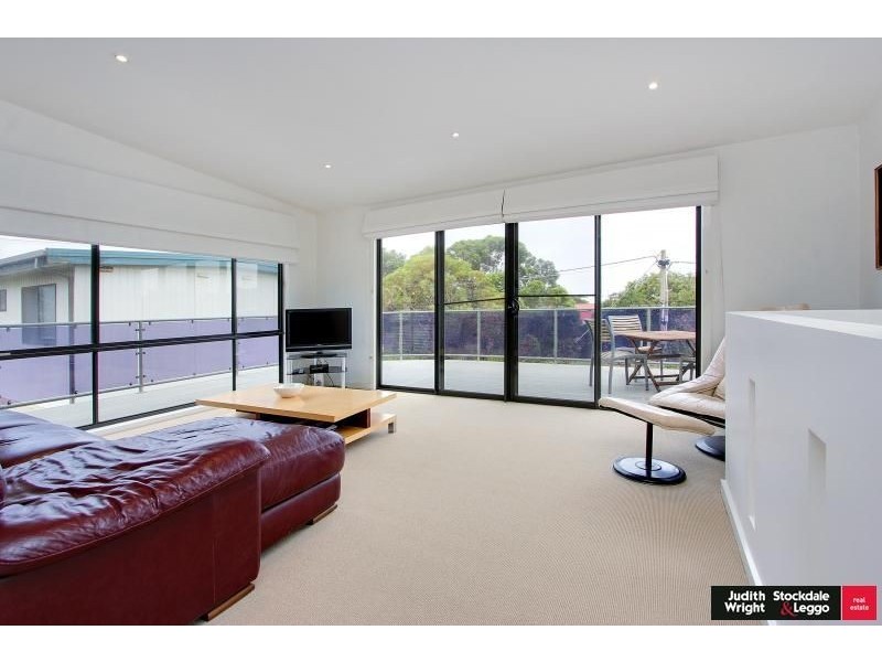 4 Gilmore Street, Smiths Beach VIC 3922