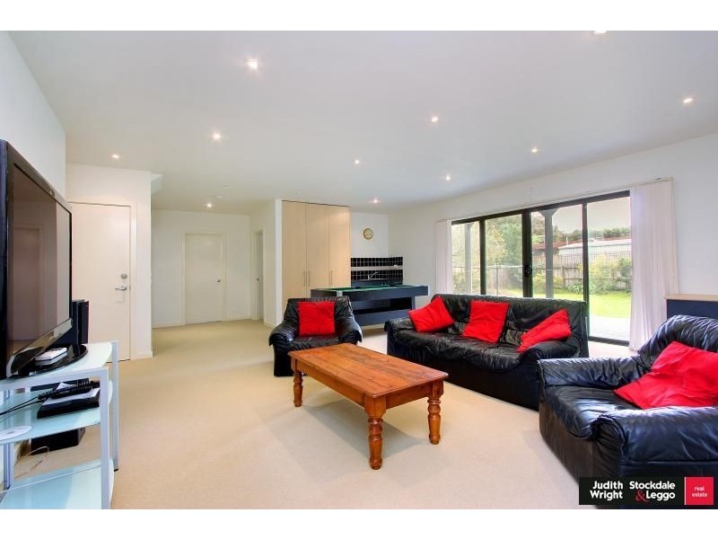 4 Gilmore Street, Smiths Beach VIC 3922