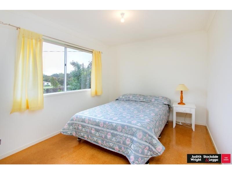37 Koala Street, Cowes VIC 3922
