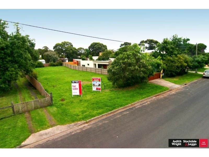 14 Anderson Road, Cowes VIC 3922
