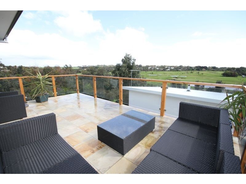 10 Spaven Court, Cowes VIC 3922