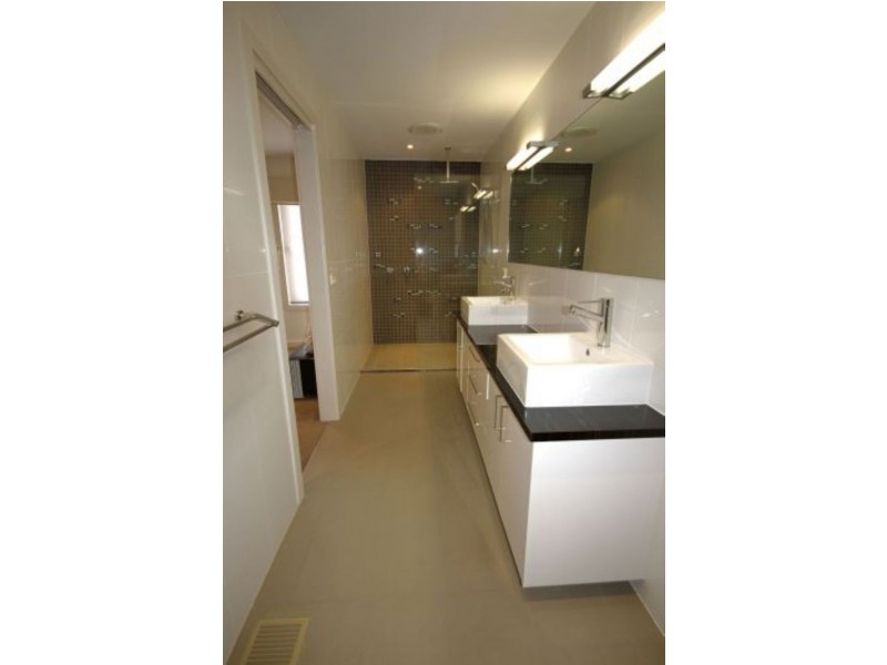 10 Spaven Court, Cowes VIC 3922