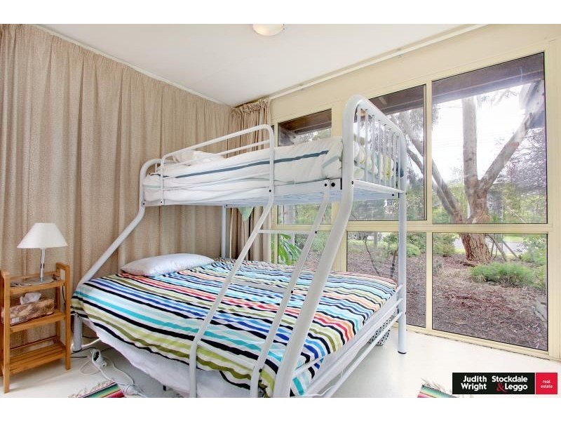 9 Sunseeker Court, Cowes VIC 3922