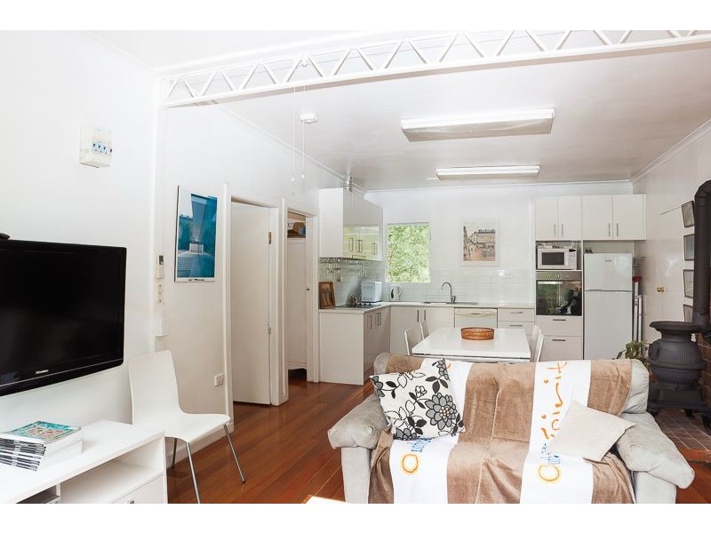 17 Silverleaves Avenue, Silverleaves VIC 3922