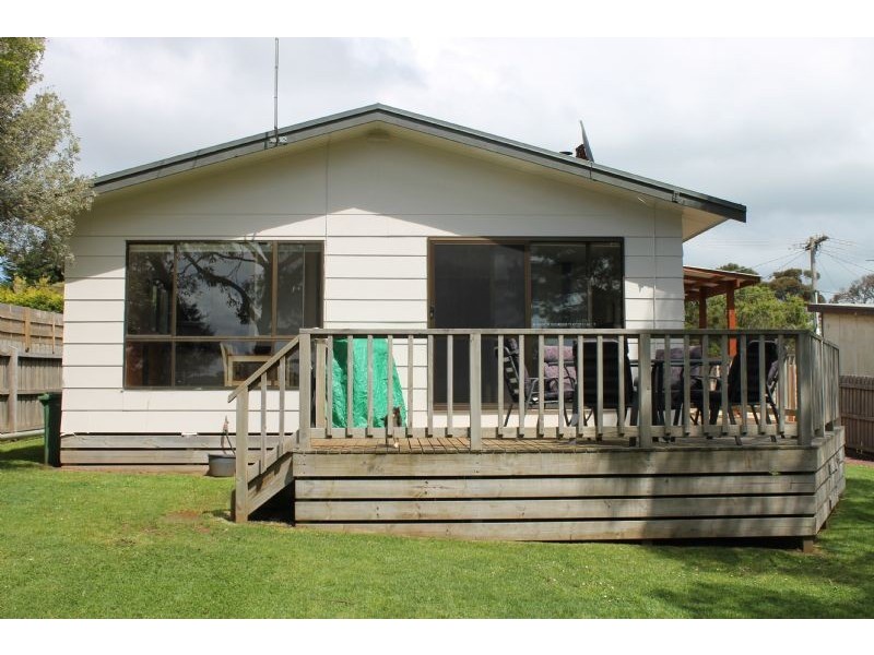 21 Scenic Drive, Cowes VIC 3922