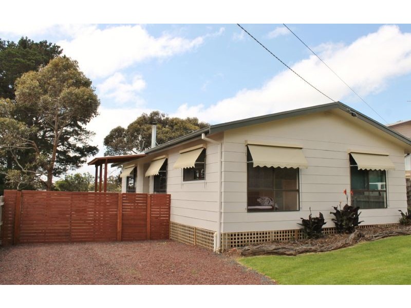 21 Scenic Drive, Cowes VIC 3922