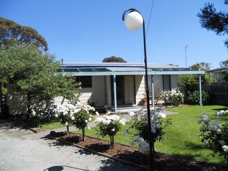 21 Cypress Court, Cowes VIC 3922