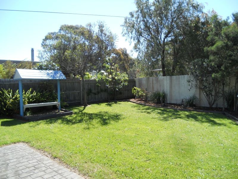 21 Cypress Court, Cowes VIC 3922