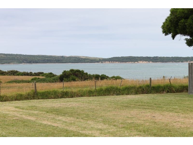 15 Ocean View Drive, San Remo VIC 3925