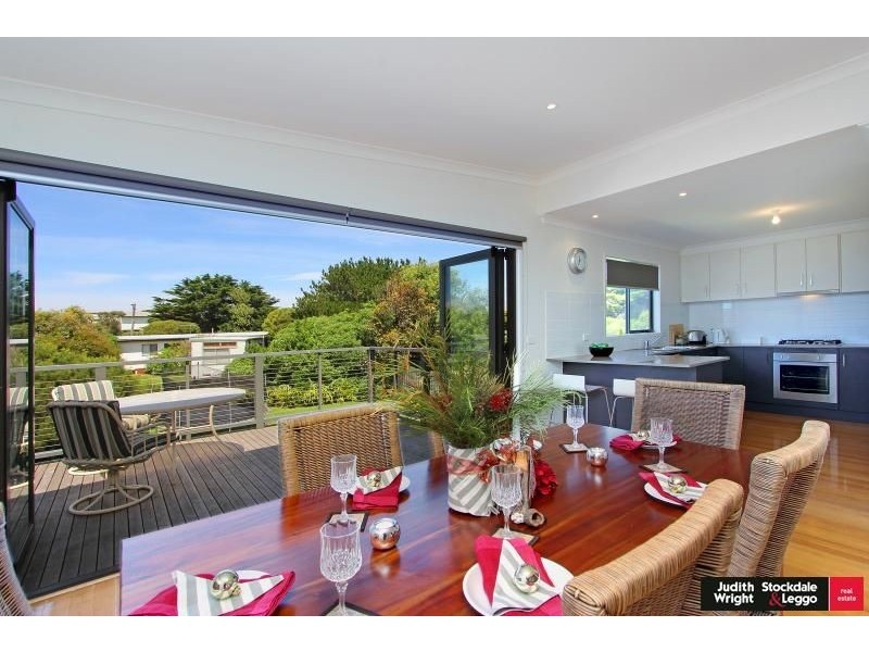 7 Dixon Street, Surf Beach VIC 3922