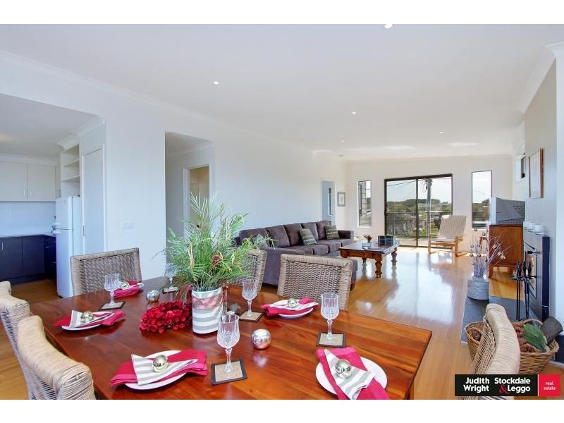 7 Dixon Street, Surf Beach VIC 3922