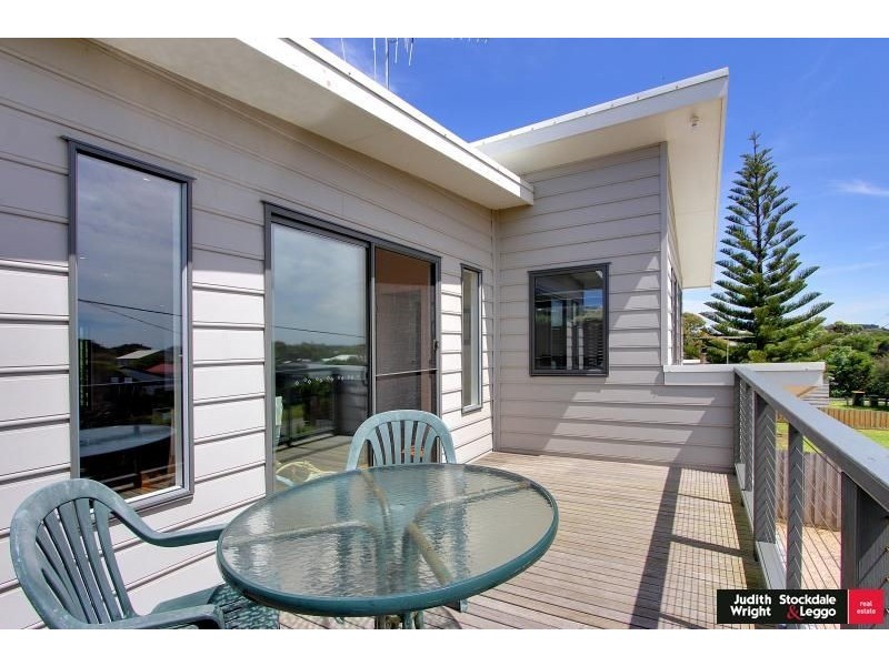 7 Dixon Street, Surf Beach VIC 3922