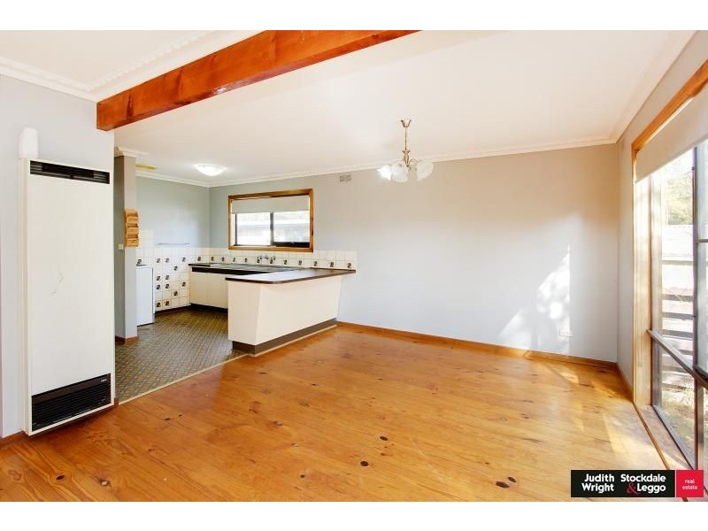 50 Churchill Drive, Cowes VIC 3922