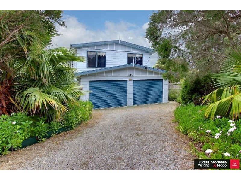 16 Mountainview Avenue, Ventnor VIC 3922
