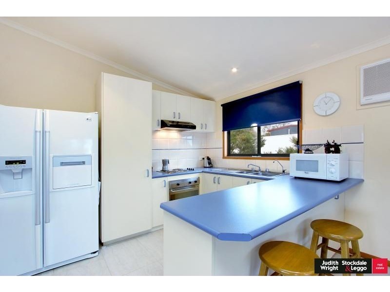 16 Mountainview Avenue, Ventnor VIC 3922
