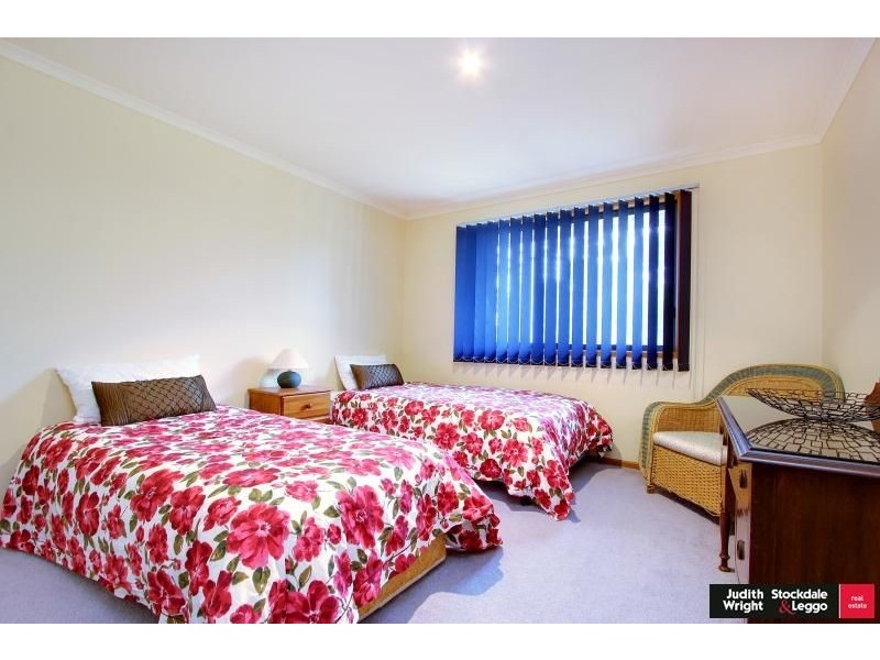 16 Mountainview Avenue, Ventnor VIC 3922