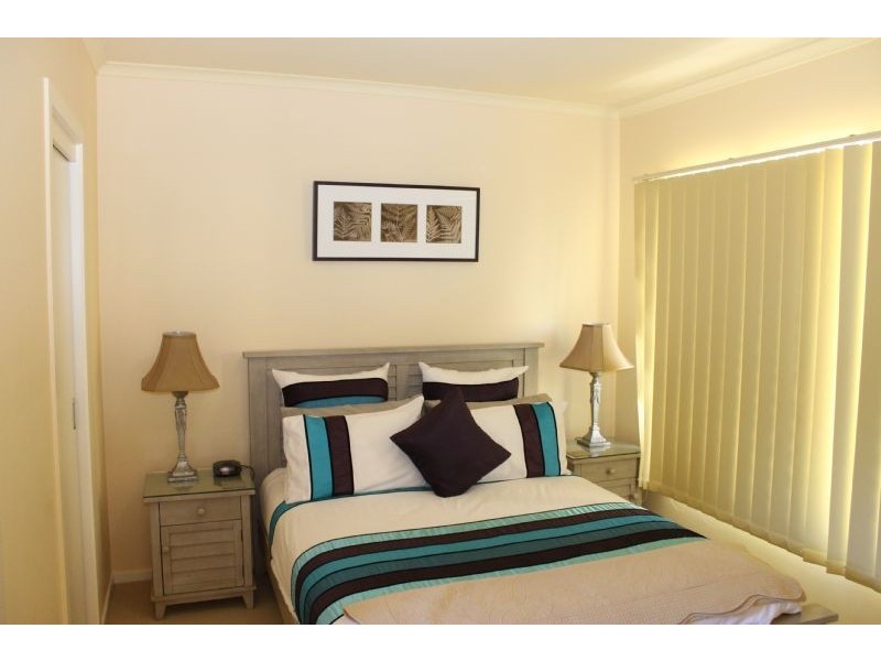 2/187 Church Street, Cowes VIC 3922