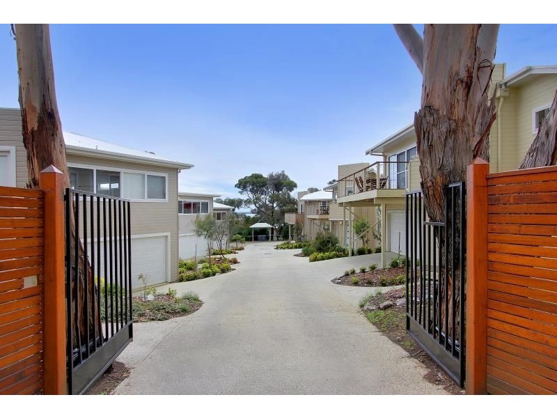 1/340-342 Church Street, Cowes VIC 3922