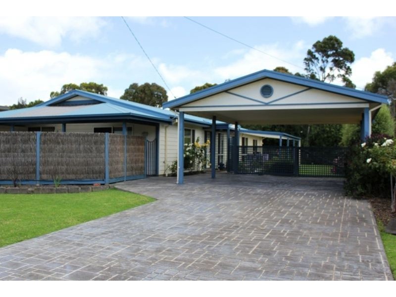 60 McHaffie Drive, Cowes VIC 3922
