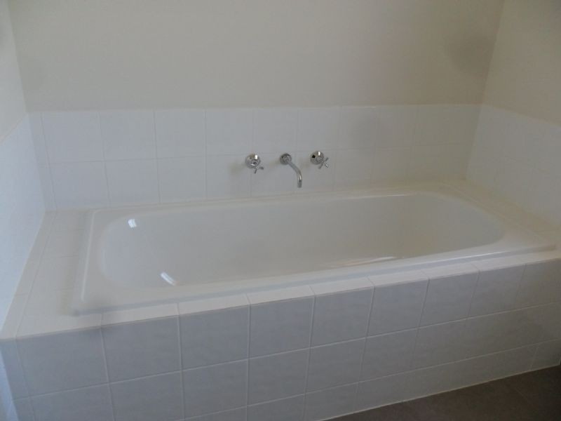 17 Castlecombe Circuit, Cowes VIC 3922