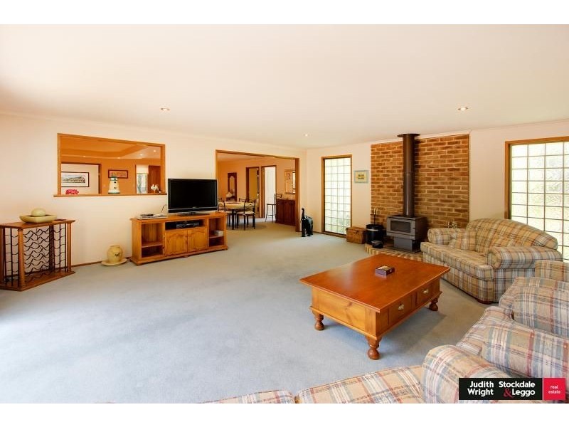 17 Driftwood Drive, Cowes VIC 3922