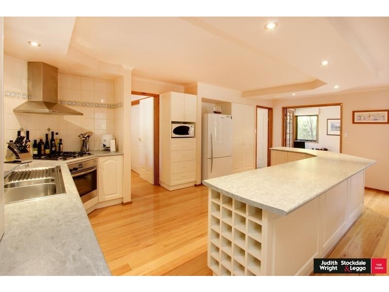 17 Driftwood Drive, Cowes VIC 3922