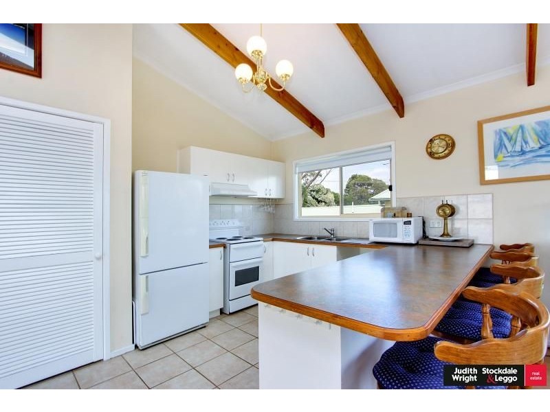 27 Yarramundi Way, Cowes VIC 3922