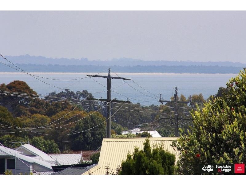 27 Yarramundi Way, Cowes VIC 3922