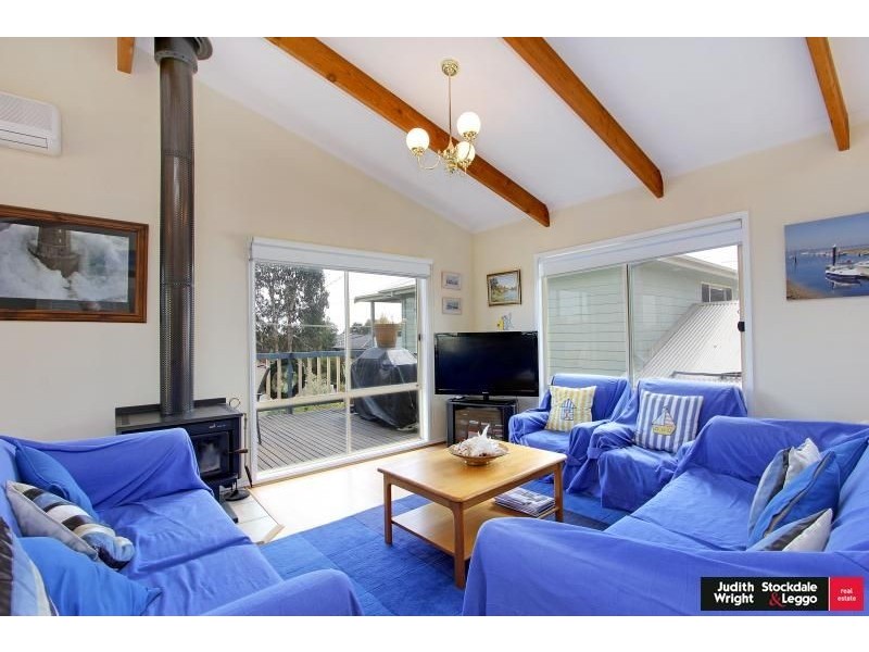 27 Yarramundi Way, Cowes VIC 3922