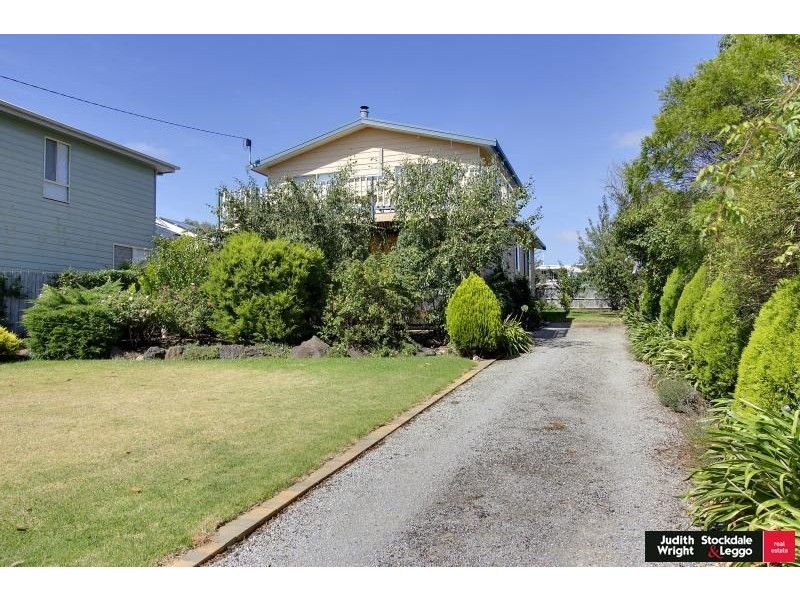 27 Yarramundi Way, Cowes VIC 3922