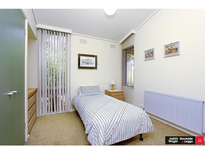 6 Penguin Avenue, Cowes VIC 3922