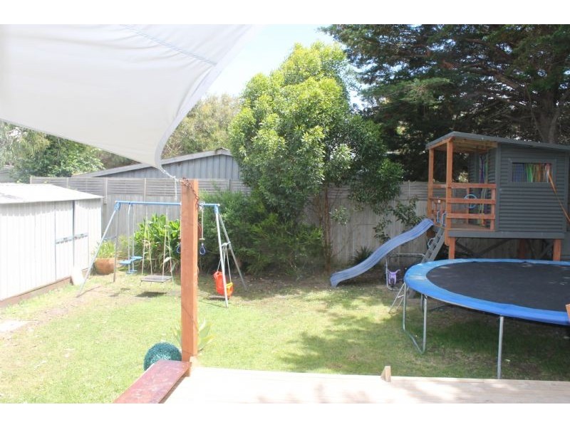 32 Kendall Avenue, Cape Woolamai VIC 3925